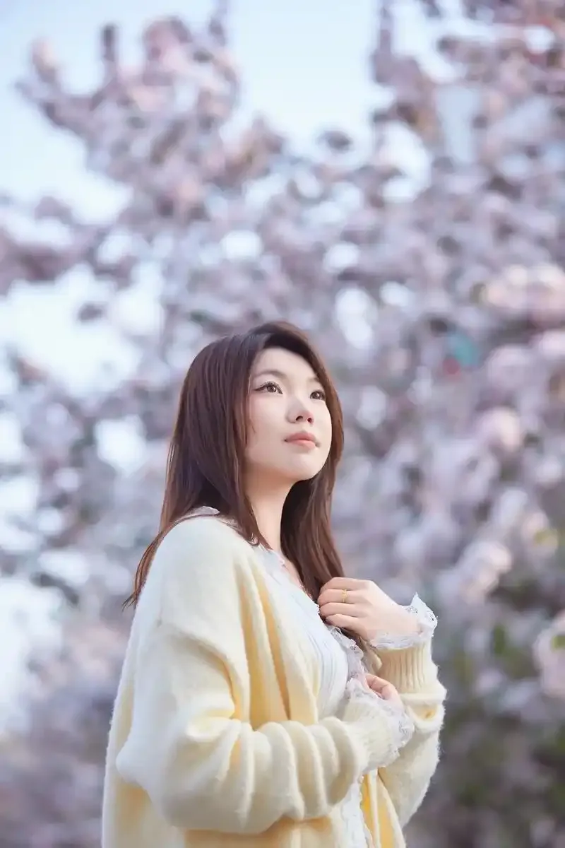 成人电影直播用户李女士评价头像